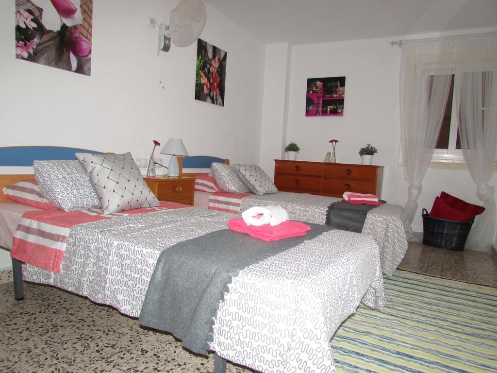 Ferienwohnung Apartamento Maestro Parada Torrevieja Zimmer foto